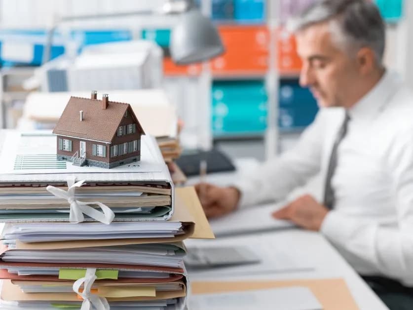 Czy wniosek o wykreślenie hipoteki muszą podpisać wszyscy współwłaściciele?