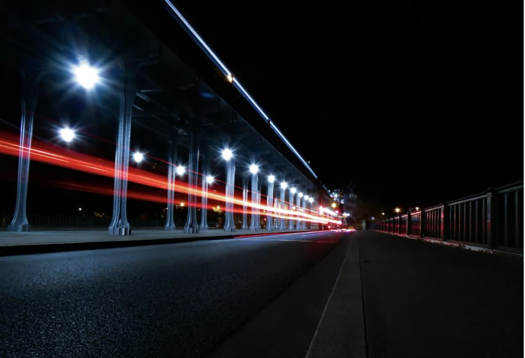 Jak wybrać producenta oświetlenia ulicznego, który zapewni trwałość i bezpieczeństwo instalacji?